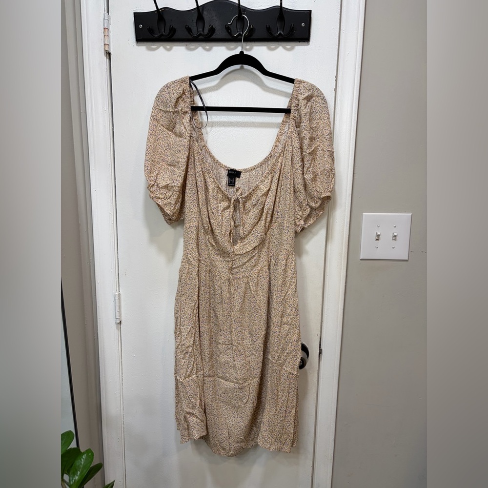 Forever 21 Cream Floral Midi Dress 2X Cottagecore Milkmaid Festival